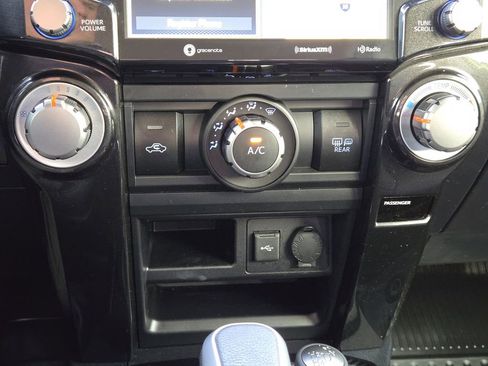 Certified 2023 Toyota 4Runner TRD Off-Road Premium w/ Off Road Premium Plus Package image 20