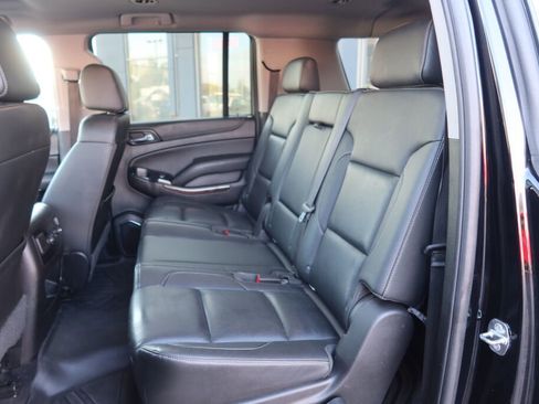 Used 2019 GMC Yukon XL SLT image 18
