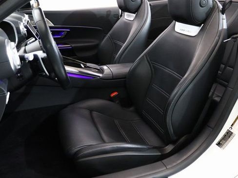 Used 2022 Mercedes-Benz SL 55 AMG 4MATIC w/ Driver Assistance Package image 19