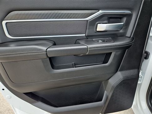 New 2026 RAM 2500 Lone Star AWD/4WD image 18