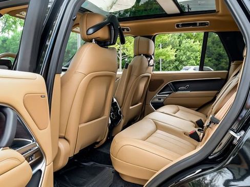 New 2026 Land Rover Range Rover SE AWD/4WD image 52