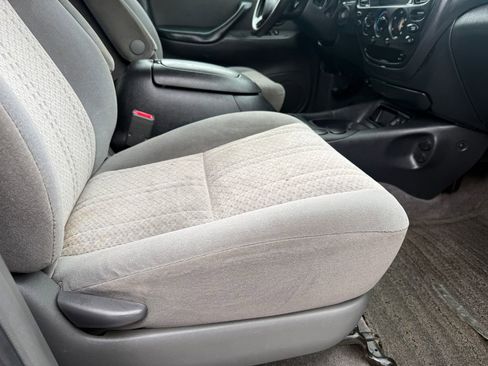 Used 2006 Toyota Tundra SR5 image 9