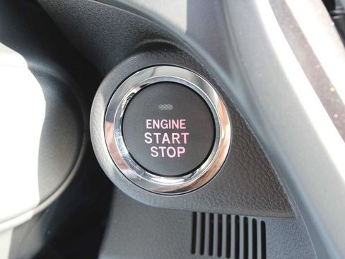 New 2025 Subaru Forester Premium image 31