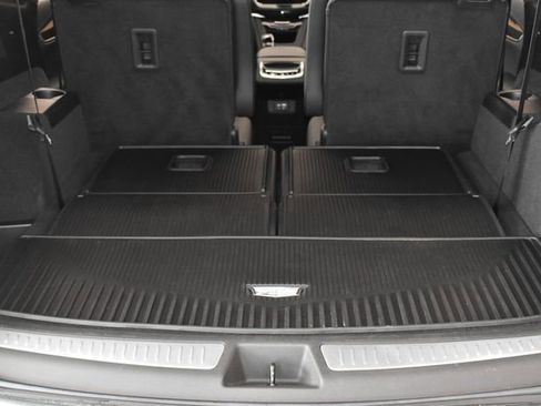 Used 2024 Cadillac XT6 Sport w/ Technology Package AWD/4WD image 15