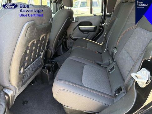Used 2023 Jeep Gladiator Mojave w/ LED Lighting Group AWD/4WD image 13
