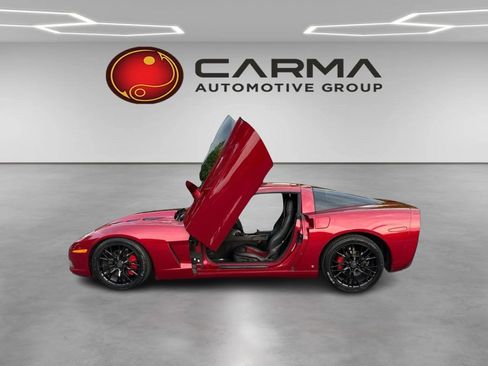 Used 2008 Chevrolet Corvette Coupe w/ Roof Package image 2