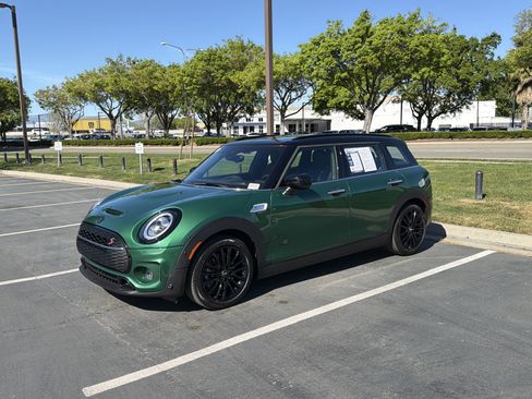 Used 2021 MINI Cooper Clubman S w/ Driver Assistance Package image 1