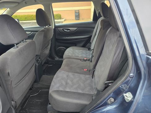 Used 2016 Nissan Rogue S image 18