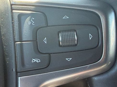Certified 2024 Chevrolet Suburban LT AWD/4WD image 31