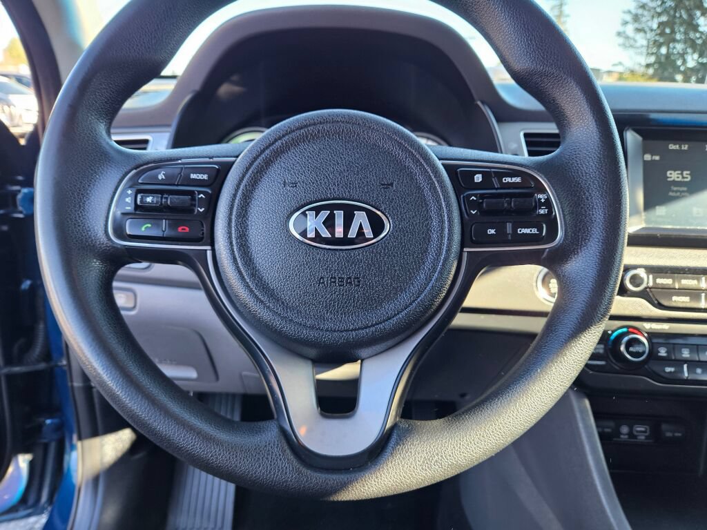 Used 2017 Kia Niro LX FWD image 17