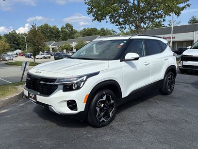 Used 2024 Kia Seltos EX