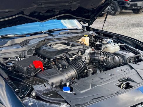 Used 2025 Ford Mustang GT RWD image 3