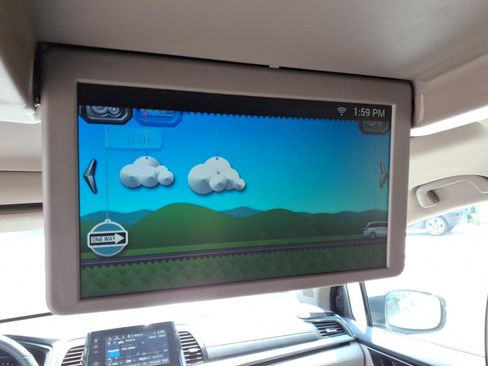 Used 2023 Honda Odyssey Elite image 7