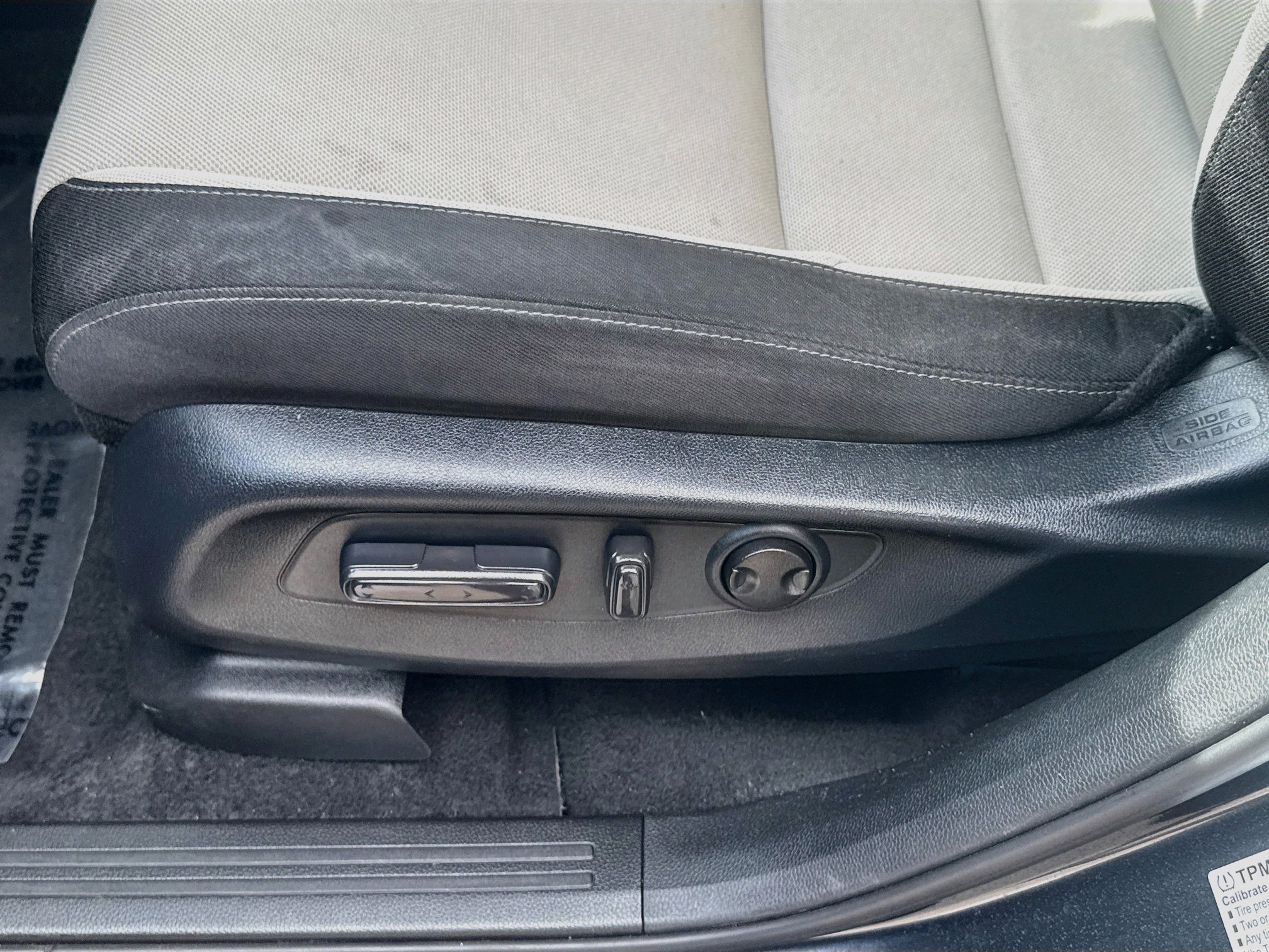 Used 2024 Honda CR-V EX image 17