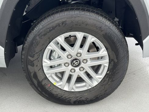 New 2026 Toyota Tundra SR5 AWD/4WD image 15