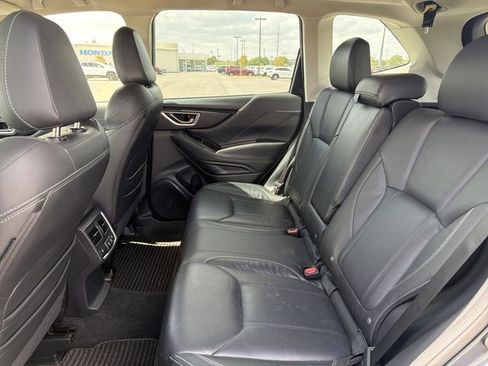 Used 2022 Subaru Forester Touring AWD/4WD image 12