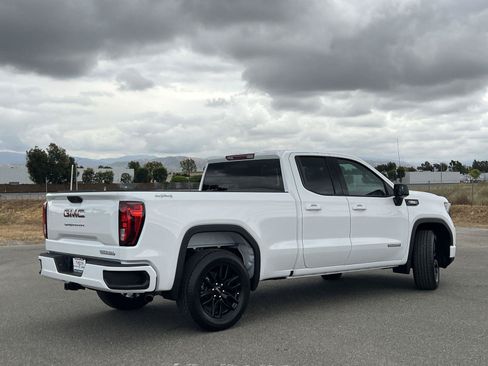 New 2026 GMC Sierra 1500 Elevation AWD/4WD image 3