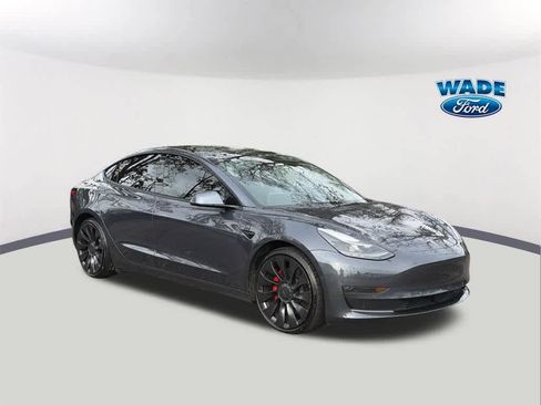 Used 2021 Tesla Model 3 Performance image 3