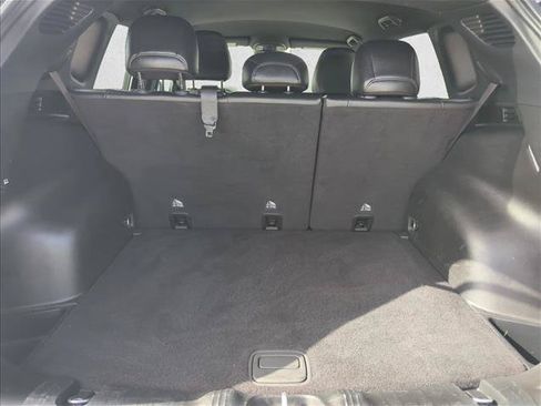 Used 2024 Jeep Compass Trailhawk AWD/4WD image 6