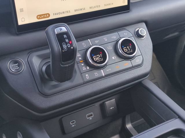 Used 2024 Land Rover Defender 130 X-Dynamic SE AWD/4WD image 9