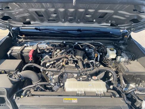 Used 2025 Toyota Tacoma TRD Off-Road image 29