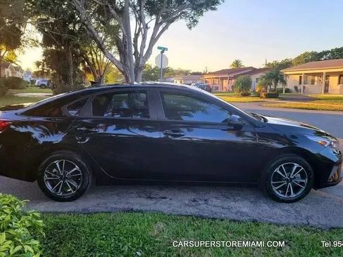 Used 2024 Kia Forte LXS FWD image 21