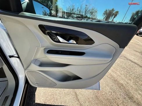 Used 2019 GMC Terrain Denali w/ Driver Alert Package II FWD image 16