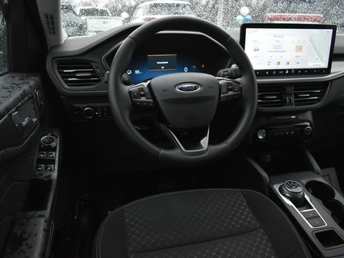 Used 2023 Ford Escape Active w/ Tech Pack #2 image 17
