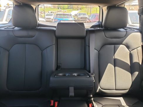 New 2026 Jeep Cherokee Limited AWD/4WD image 14