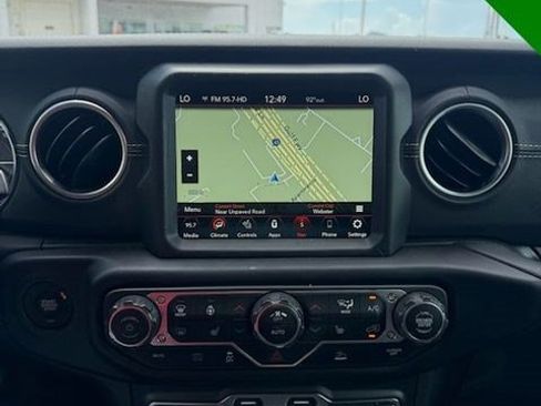 Used 2023 Jeep Wrangler Unlimited Sahara w/ Cold Weather Group AWD/4WD image 6