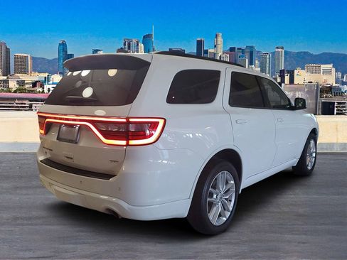 Used 2024 Dodge Durango GT image 4