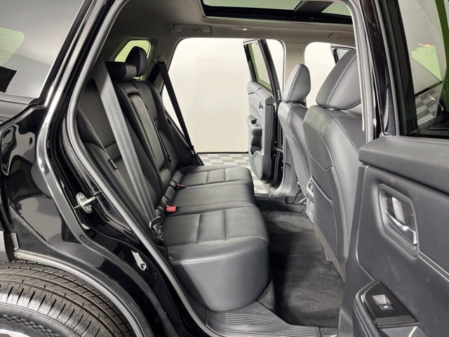 Used 2024 Nissan Rogue SV w/ SV Premium Package FWD image 48