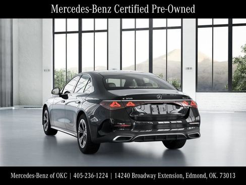 Used 2025 Mercedes-Benz E 350 4MATIC Sedan image 28