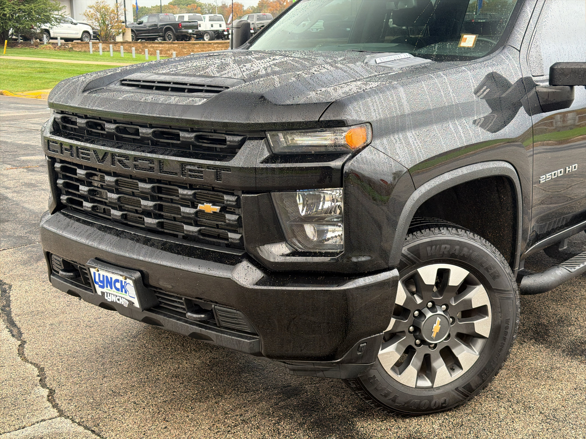 Used 2021 Chevrolet Silverado 2500 Custom w/ Custom Value Package AWD/4WD image 8