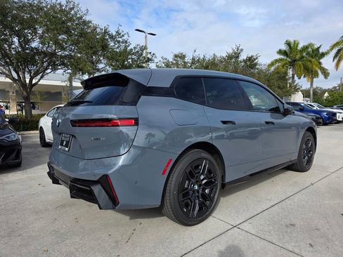 New 2026 BMW iX xDrive60 w/ M Sport Package image 4