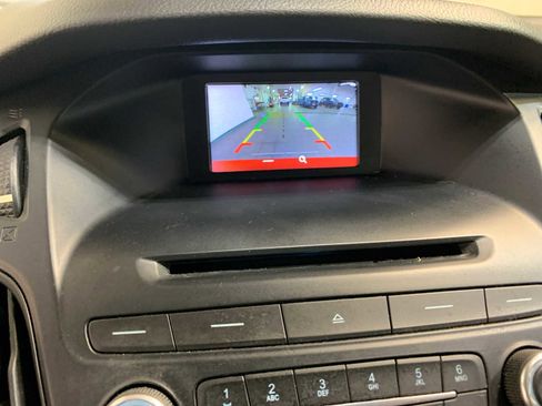 Used 2016 Ford Focus SE FWD image 5