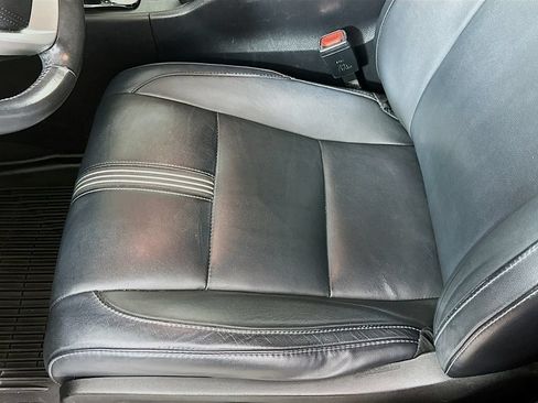 Used 2018 Toyota Highlander SE AWD/4WD image 27
