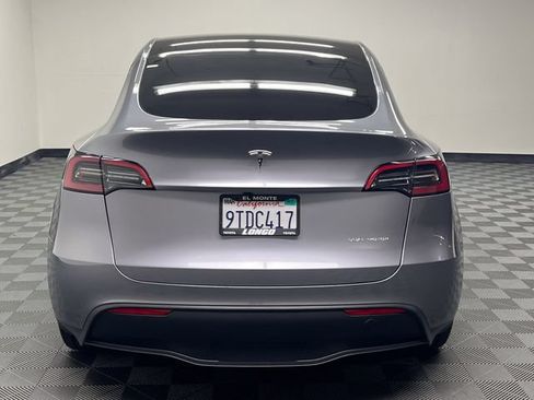 Used 2025 Tesla Model Y Long Range AWD/4WD image 6