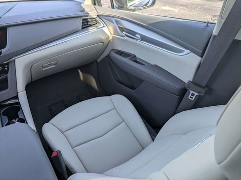 New 2025 Cadillac XT5 Premium Luxury image 18