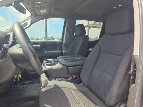 Certified 2021 Chevrolet Silverado 1500 Custom Trail Boss w/ LPO, Dark Essentials Package AWD/4WD image 10