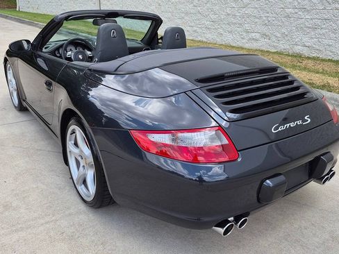 Used 2006 Porsche 911 Carrera S RWD image 5