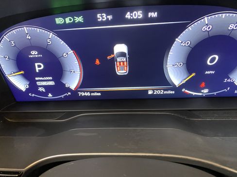 Used 2025 INFINITI QX60 Luxe image 39