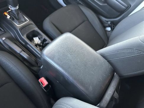 Used 2020 Jeep Wrangler Unlimited Sport AWD/4WD image 21