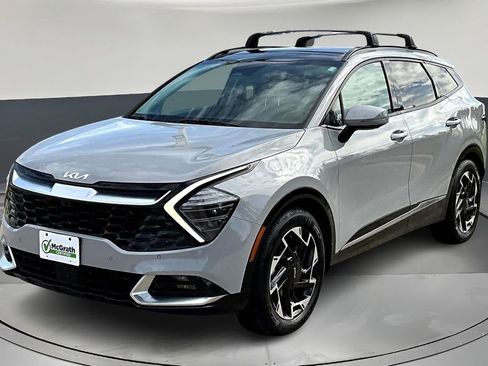 Used 2023 Kia Sportage SX image 3
