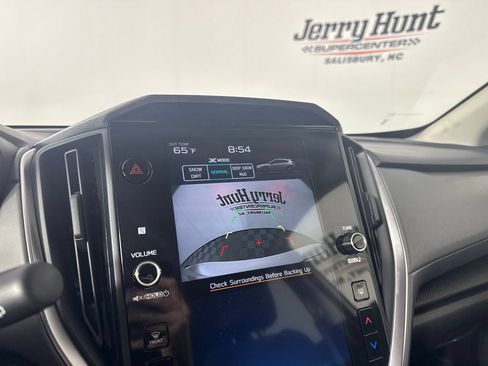 Used 2025 Subaru Crosstrek 2.5i Premium AWD/4WD image 14