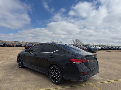 Certified 2025 Nissan Sentra SR w/ SR Premium Package image 16
