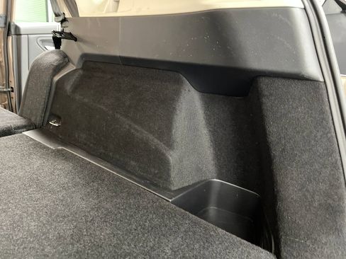 Used 2025 Nissan Rogue SV AWD/4WD image 31