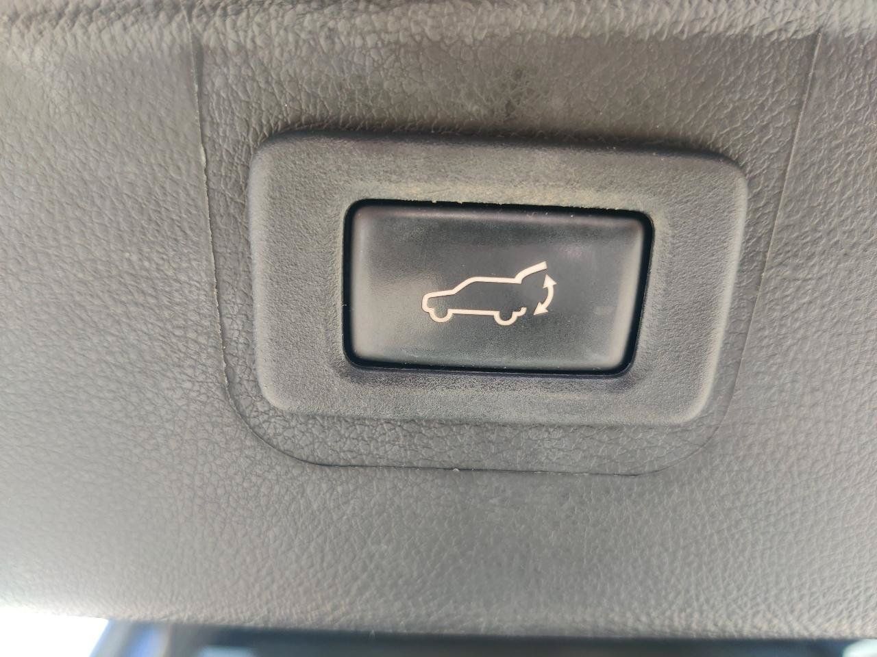 Used 2018 Subaru Outback 2.5i Premium AWD/4WD image 14
