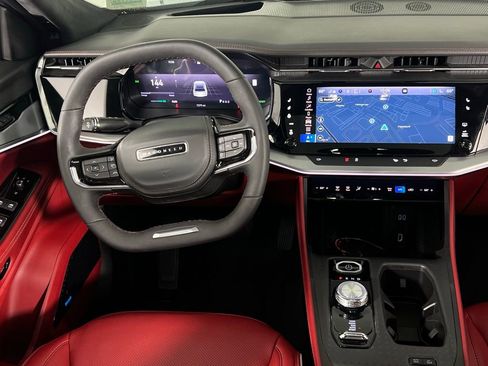 Used 2024 Jeep Wagoneer Launch Edition image 13