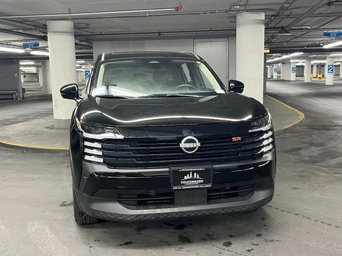 Used 2025 Nissan Kicks SR w/ SR Premium Package image 30